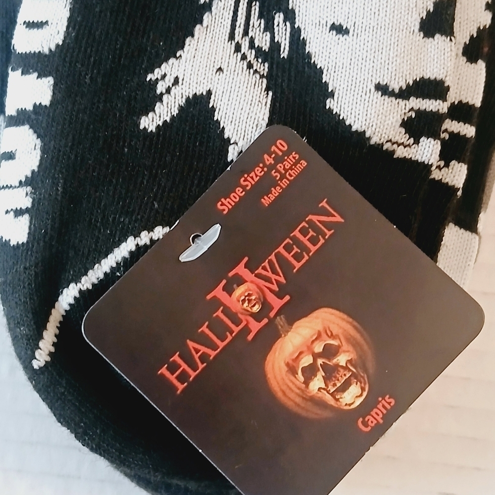 Michael Myers Halloween 2 Men's Socks 5 Pairs Shoe Size 4-10 - Picture 2 of 8